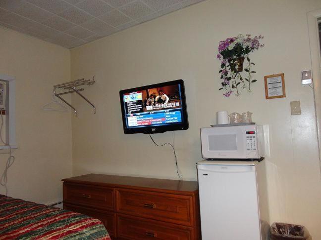 Hillside Inn Pembroke Bilik gambar